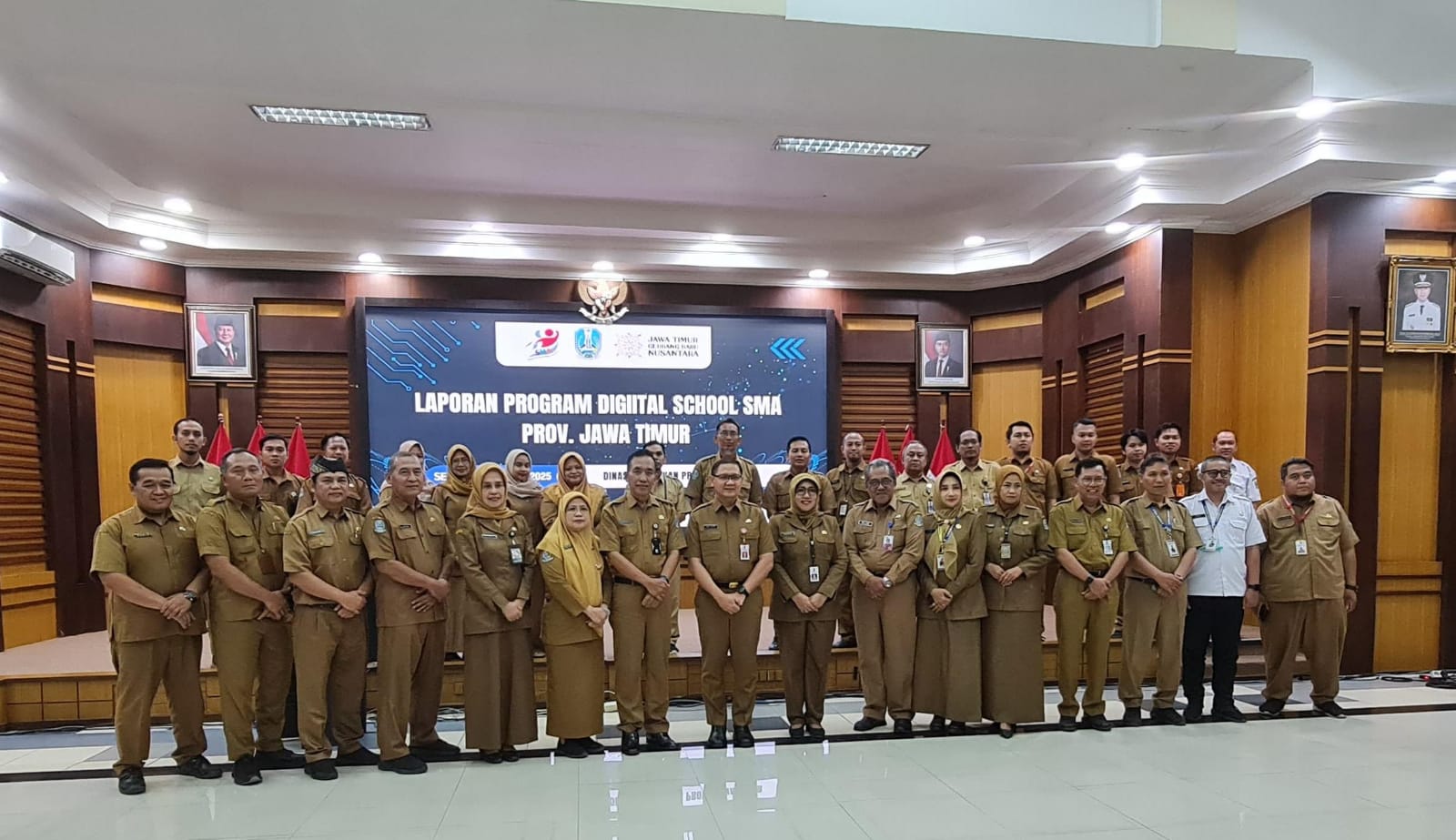 Tim Digital School Dinas Pendidikan Provinsi Jawa Timur. (Foto: Istimewa)