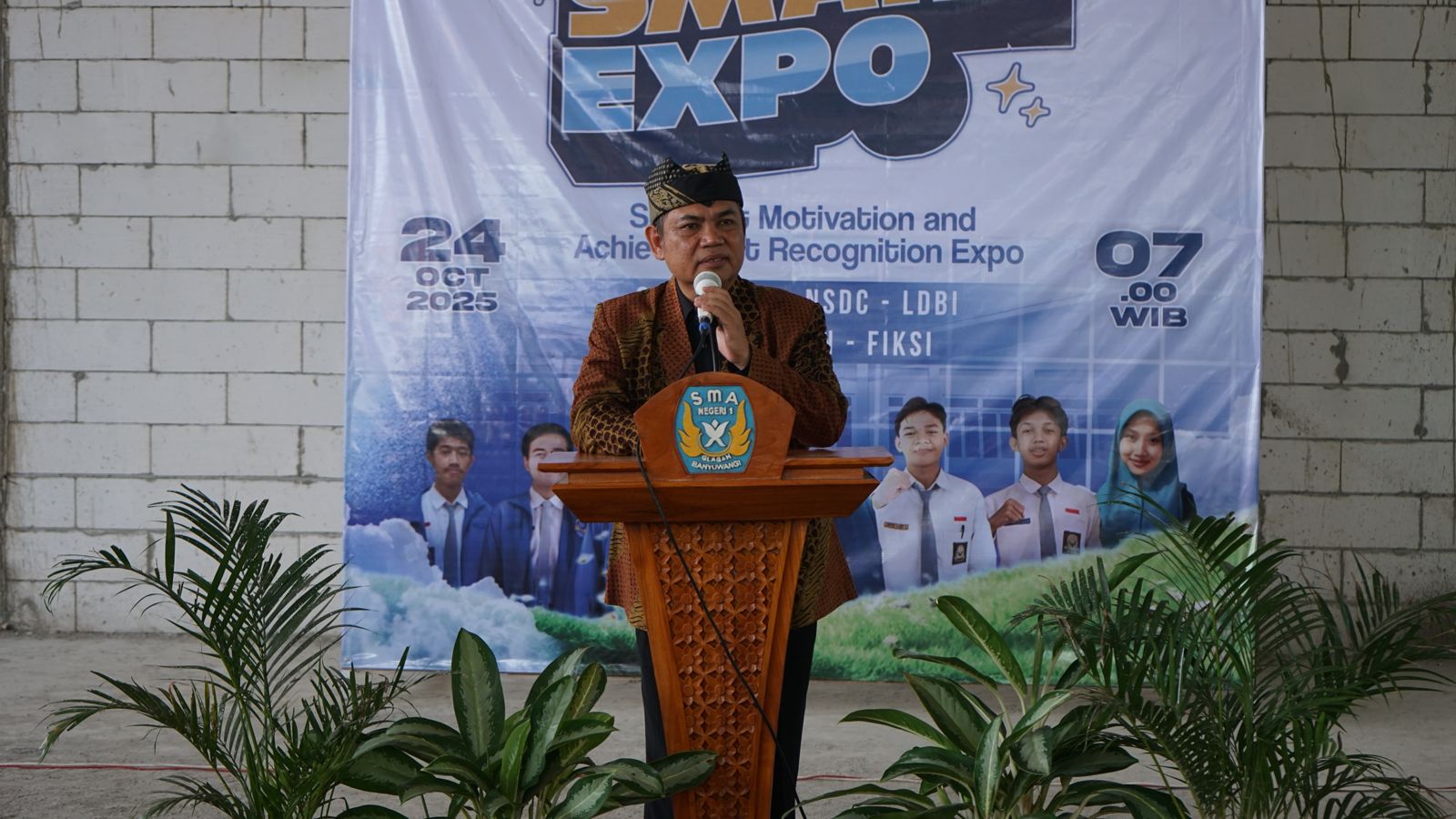 Kepala SMAN 1 Glagah, Bapak Abdullah, S.Pd., M.T. (Foto: Istimewa)