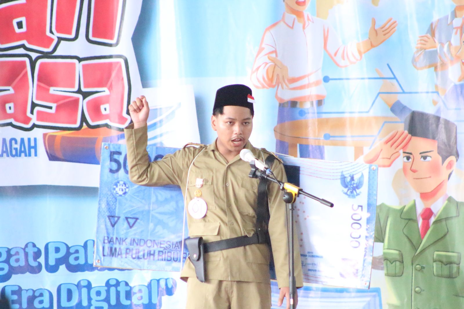 Salah satu siswa saat mengikuti perlombaan kategori Cosplay pahlawan. (Foto: Tim Jurnalistik)