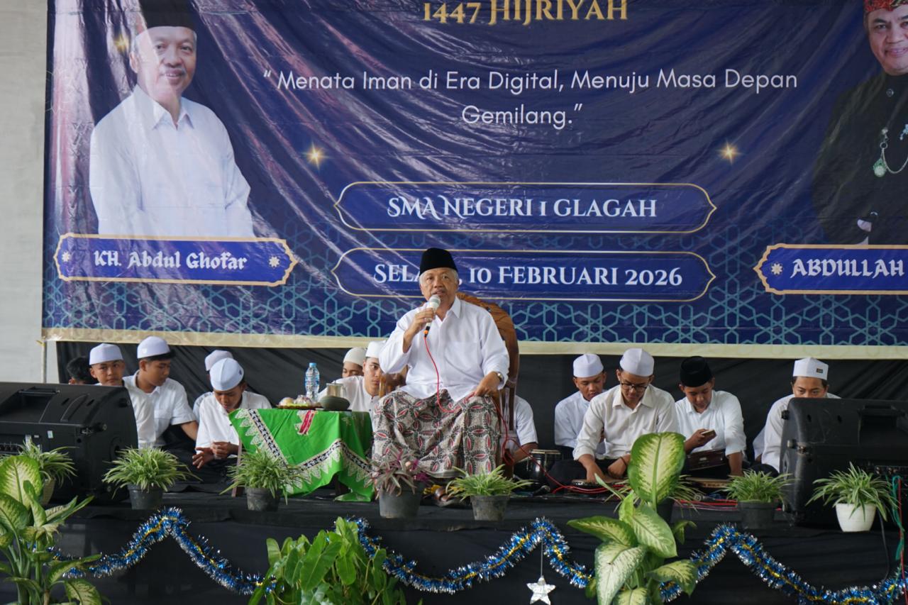 Sesi ceramah KH. Abdul Ghofar. (Foto: Humas)