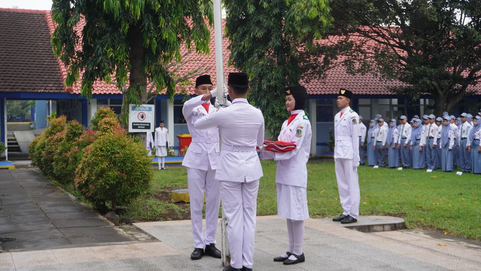 Tim Paskibra SMAN 1 Glagah. (Foto: Humas)